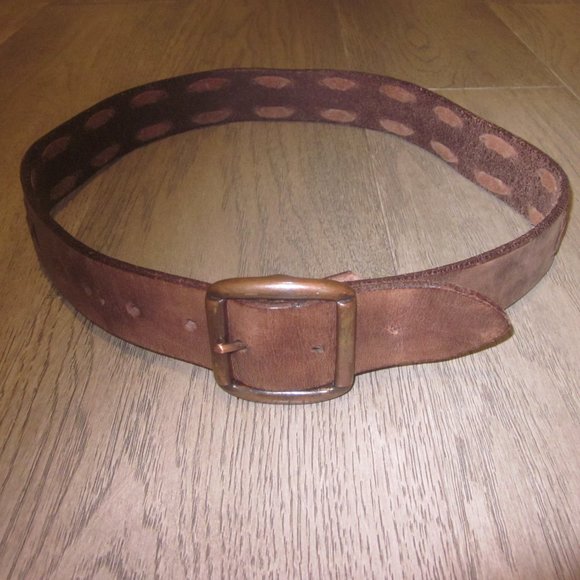 Accessories - Womens Leather Belt in Size S